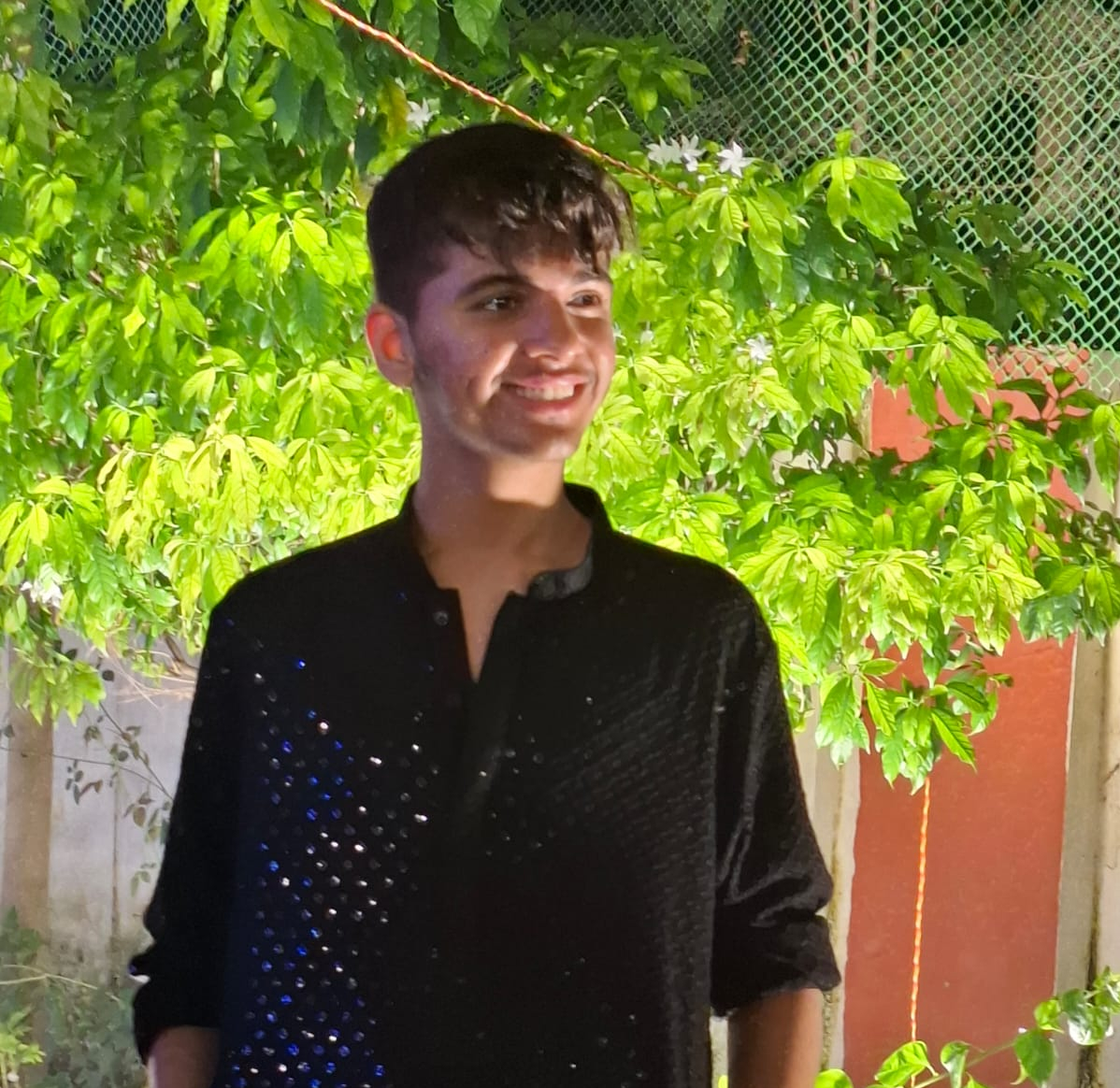 A portrait of Laksh Pradhwani